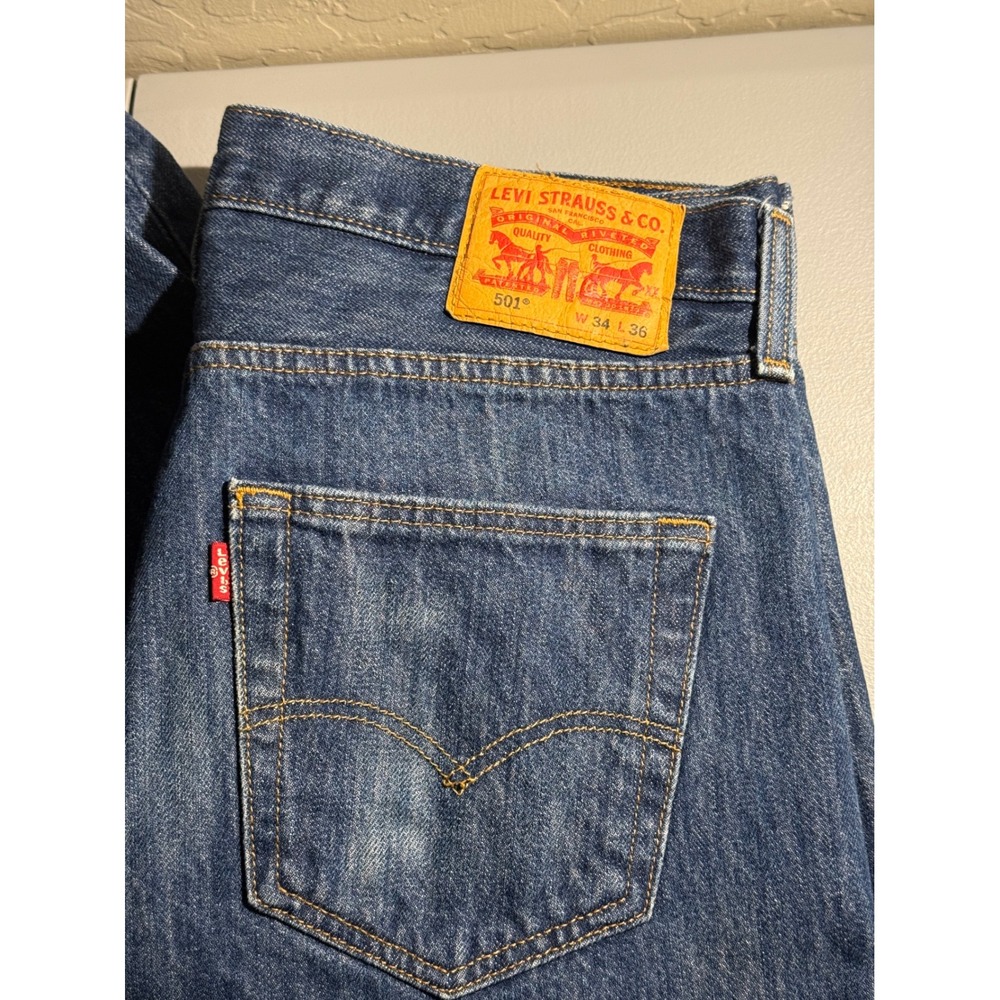 Levis 501 Original Fit Mens Jeans 34x36 Medium Wash Blue Denim 00501-0194